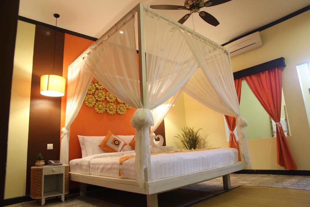 Residence Indochine Suite Sziemreap Szoba fotó