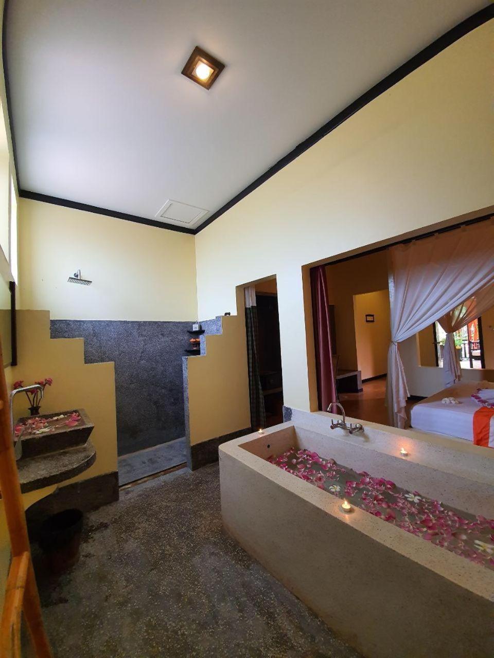 Residence Indochine Suite Sziemreap Szoba fotó