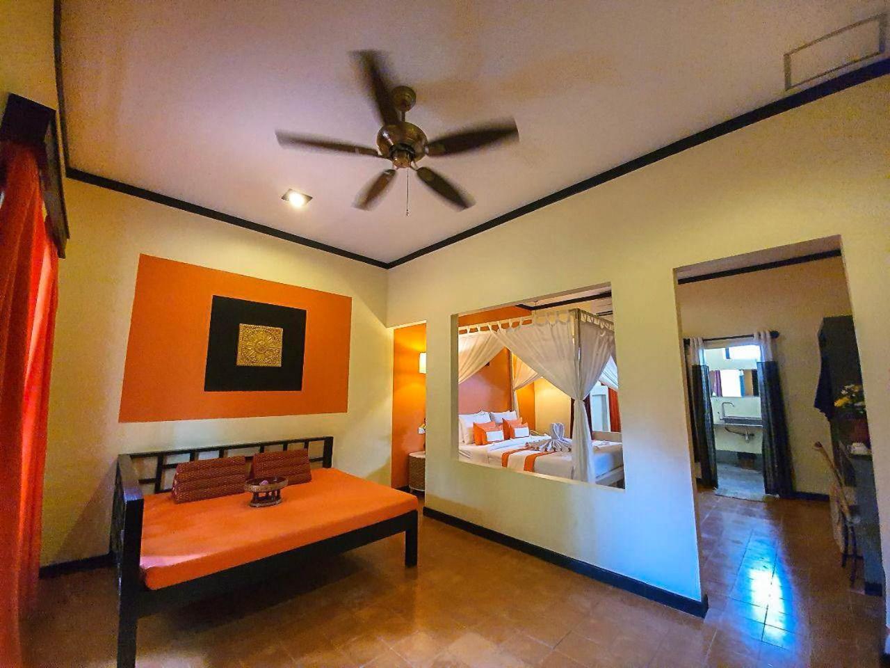 Residence Indochine Suite Sziemreap Szoba fotó